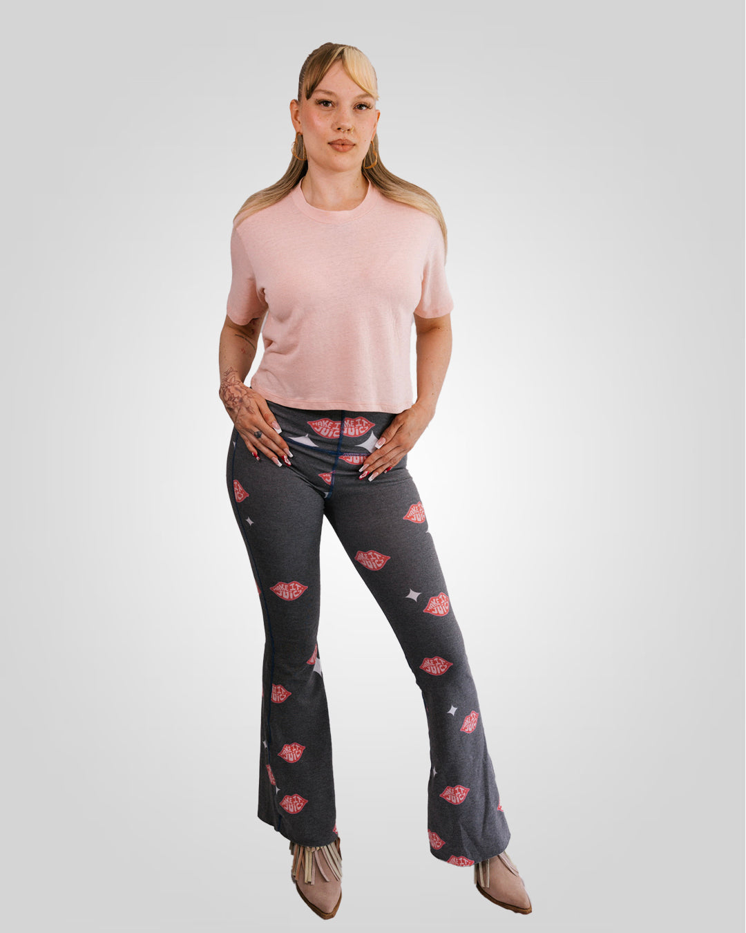 Juicy Ladies “Make It Juicy” Kiss Print Pants
